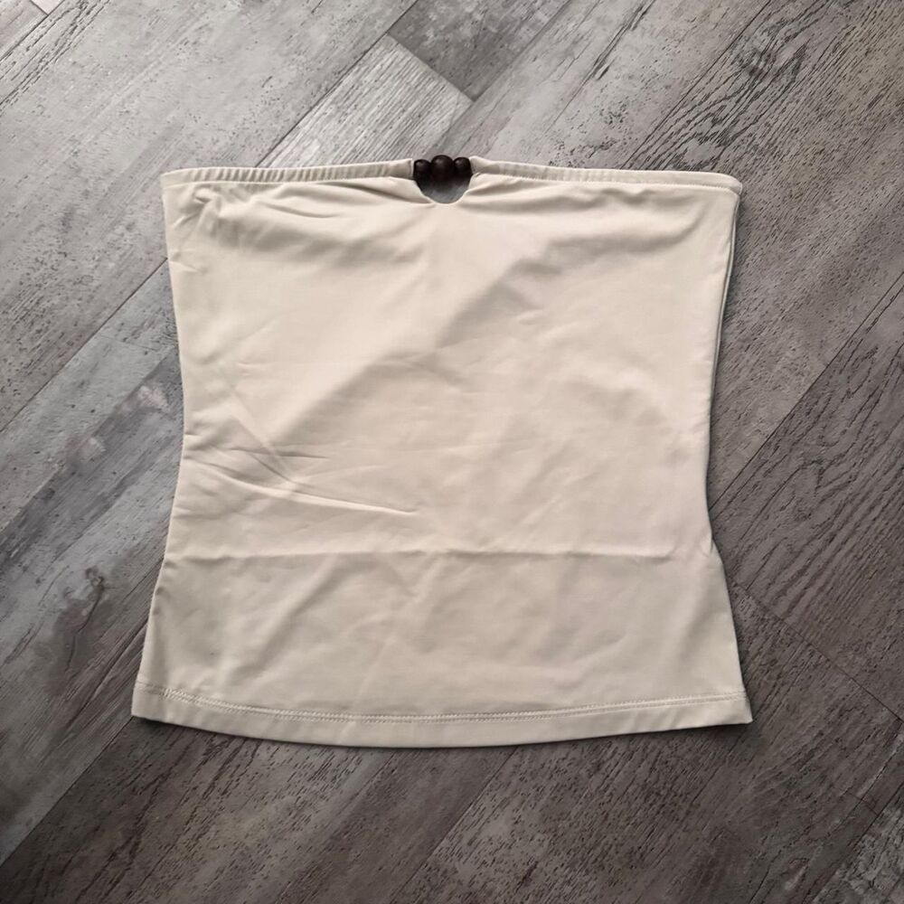 Edikted Women's Cream and Tan Crop-top